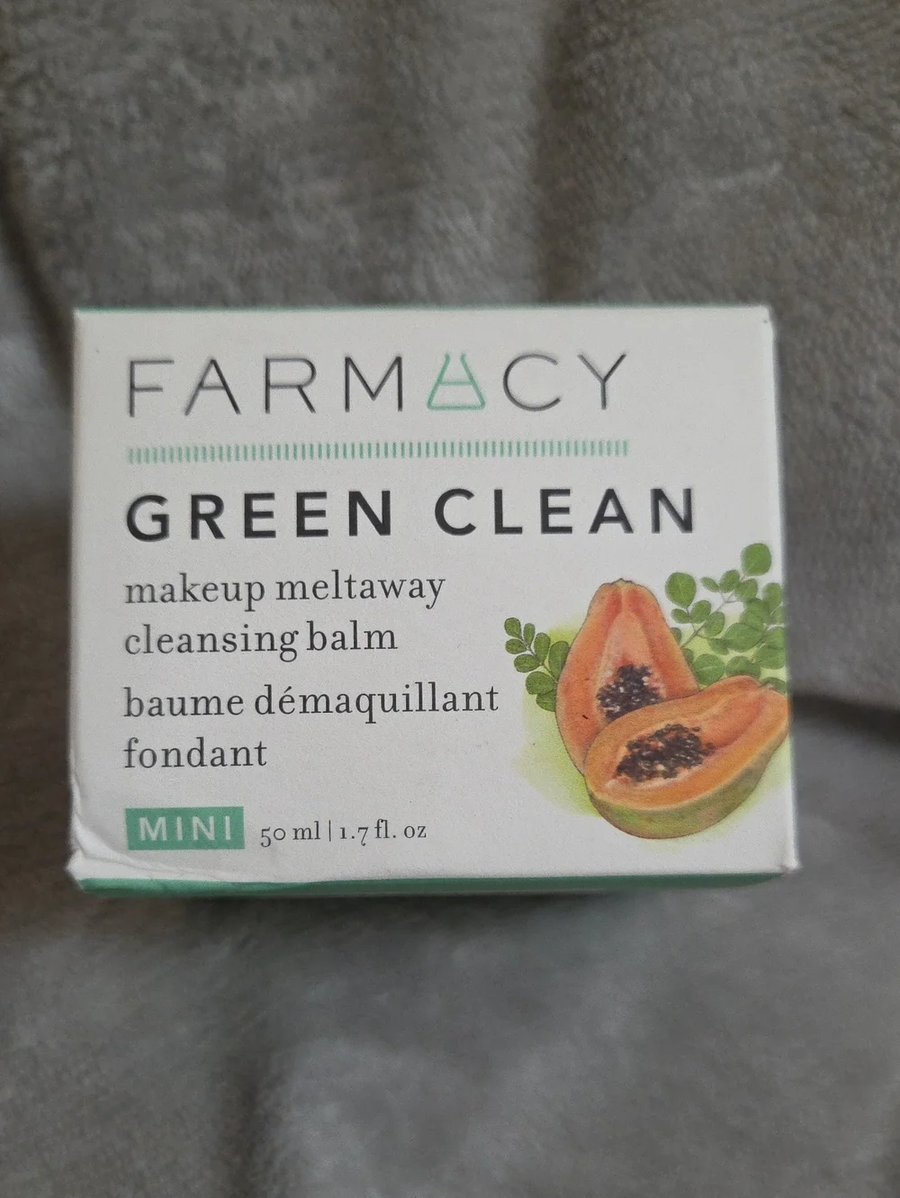 Makeup cleansing balm (Facial cleanser)